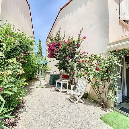 Charmante 4 Pieces Avec Piscine, Terrasse Et Parking Prive A - Proche Plages - Fr-1-770-33 Willa *