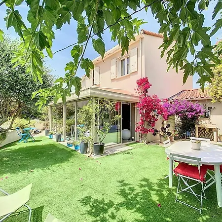 Villa Charmante 4 Pieces Avec Piscine, Terrasse Et Parking Prive A - Proche Plages - Fr-1-770-33 *